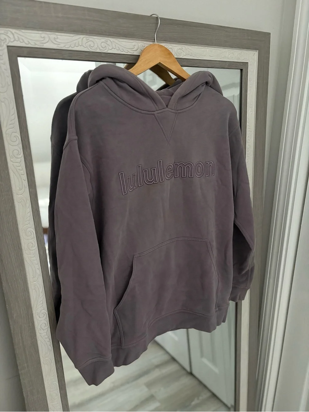 lululemon lavender pullover hoodie
